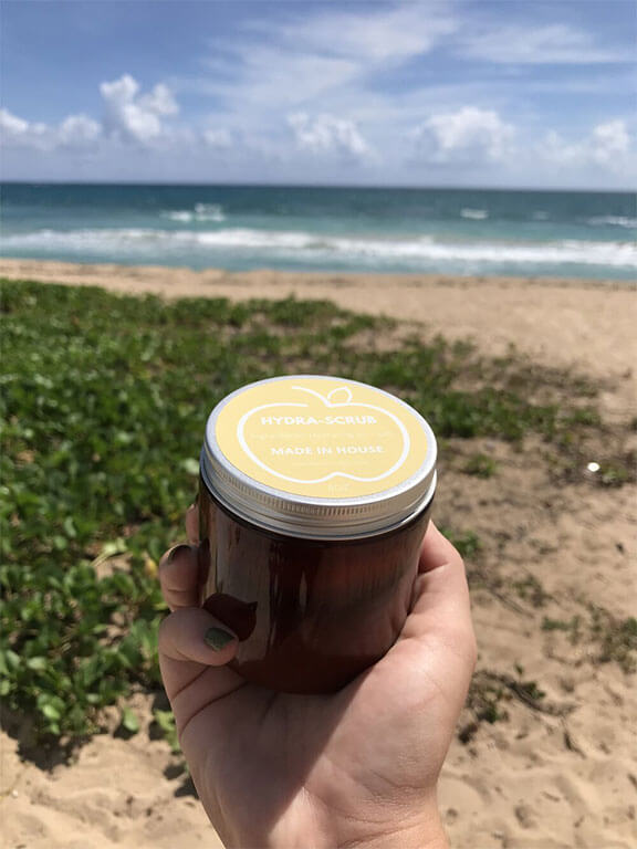 Manzana Scrub
